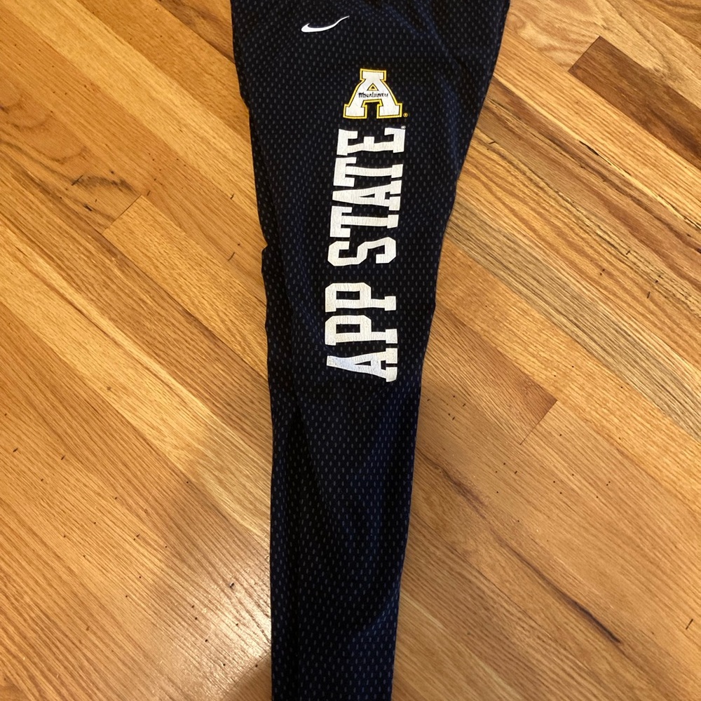 Appalachian State University Nike leggings size small